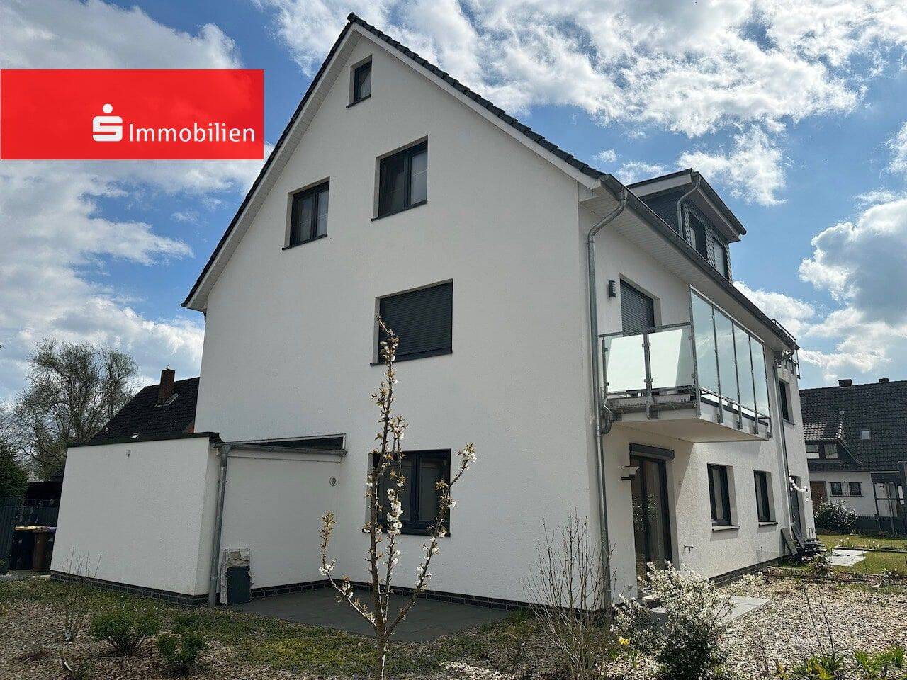 +++Neubau Quasi. Erdgeschosswohnung mit Erdwärme, Garage und Einbauküche in Toplage von Leeste. Komplett barrierefrei+++, 28844 Weyhe