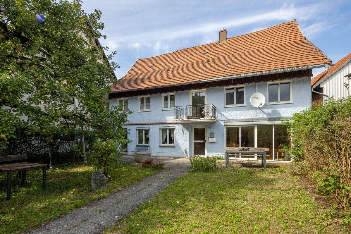 Großzügiges Mehrgenerationenhaus in Legau – Wohnen, Vermieten & flexibel gestalten, 87764 Legau