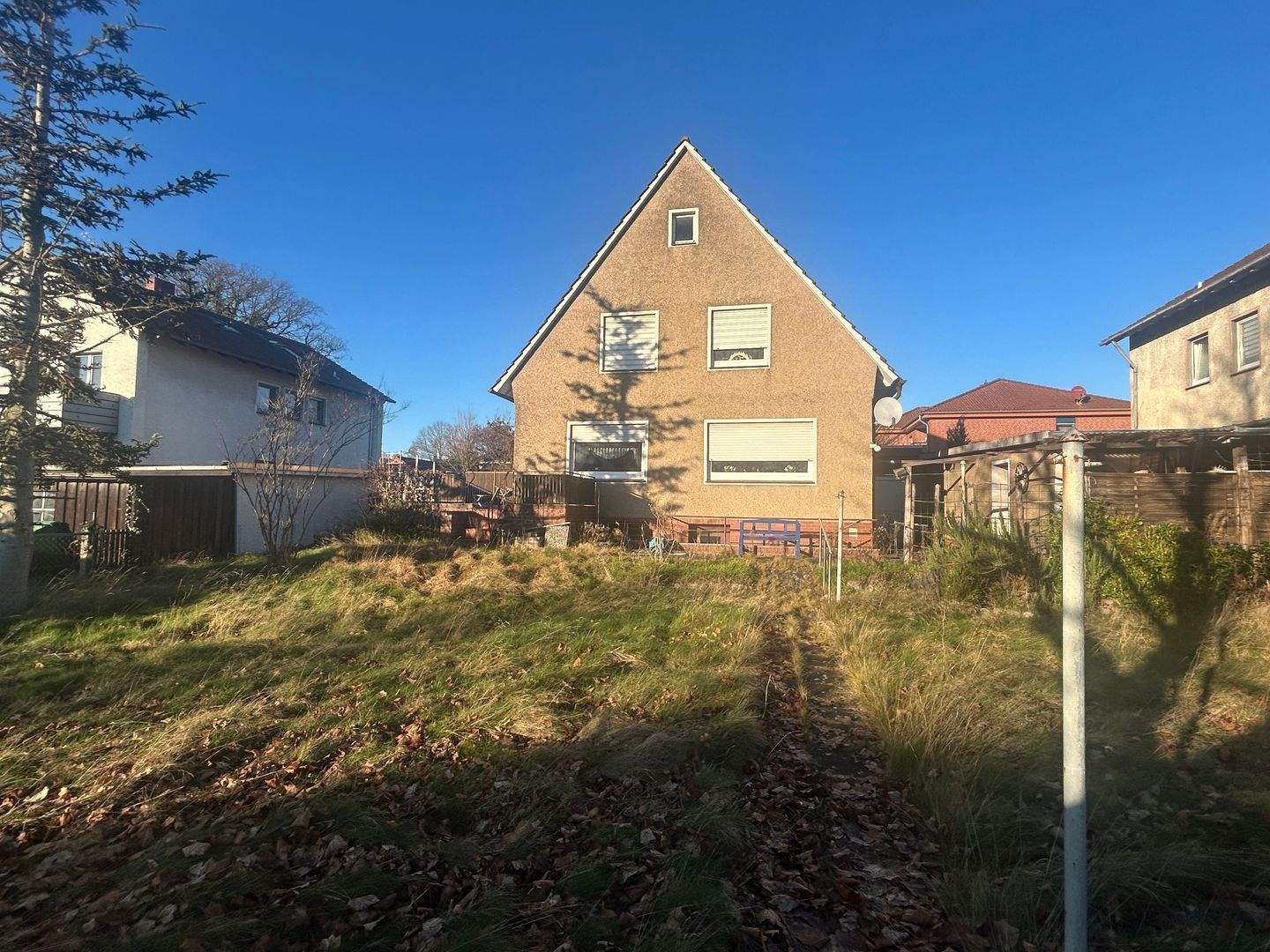 SCHNÄPPCHEN! Renovierungsbedürftiges Haus mit großem Grundstück in Bruchmühlen., 32289 Rödinghausen