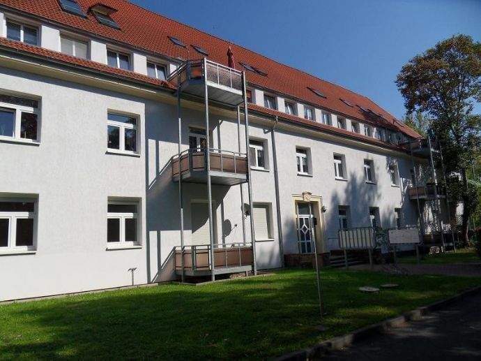 Große und freundliche 3-Raum Wohnung im Fliegerstädtchen, 6217 Merseburg