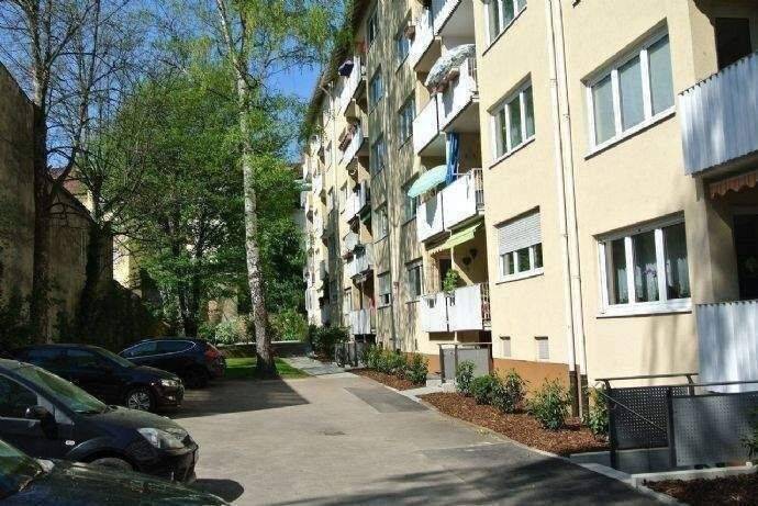 Ideale Lage! Schön geschnittene 3-Zi.-Whg. mit Balkon Nähe Stresemannplatz, 90489 Nürnberg (Gärten bei Wöhrd Rennweg Veilhof Wöhrd)