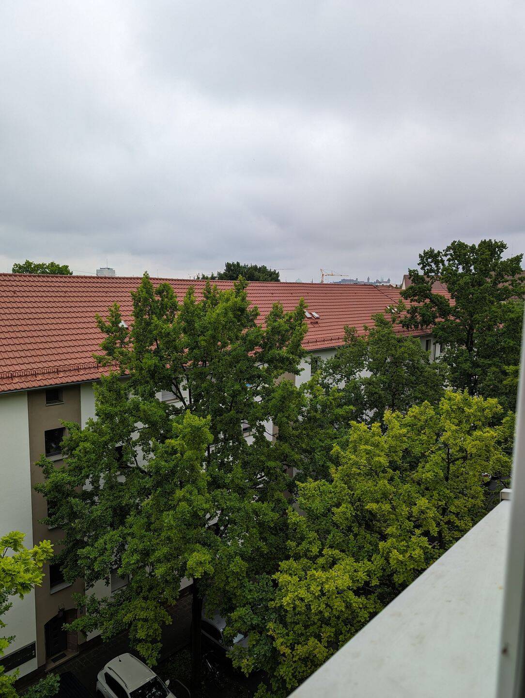 Helle 2,5-Zimmer-Wohnung mit Balkon, Aufzug und Weitblick in Nürnberg-Gibitzenhof, 90443 Nürnberg