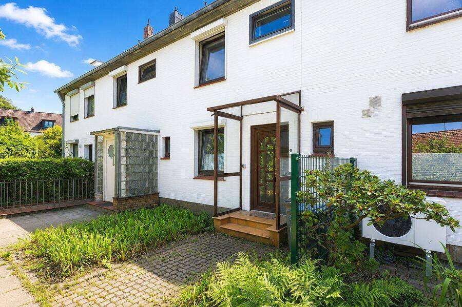 Itzehoe: Charmantes Haus mit Garten auf sonnigem Grundstück!, 25524 Itzehoe