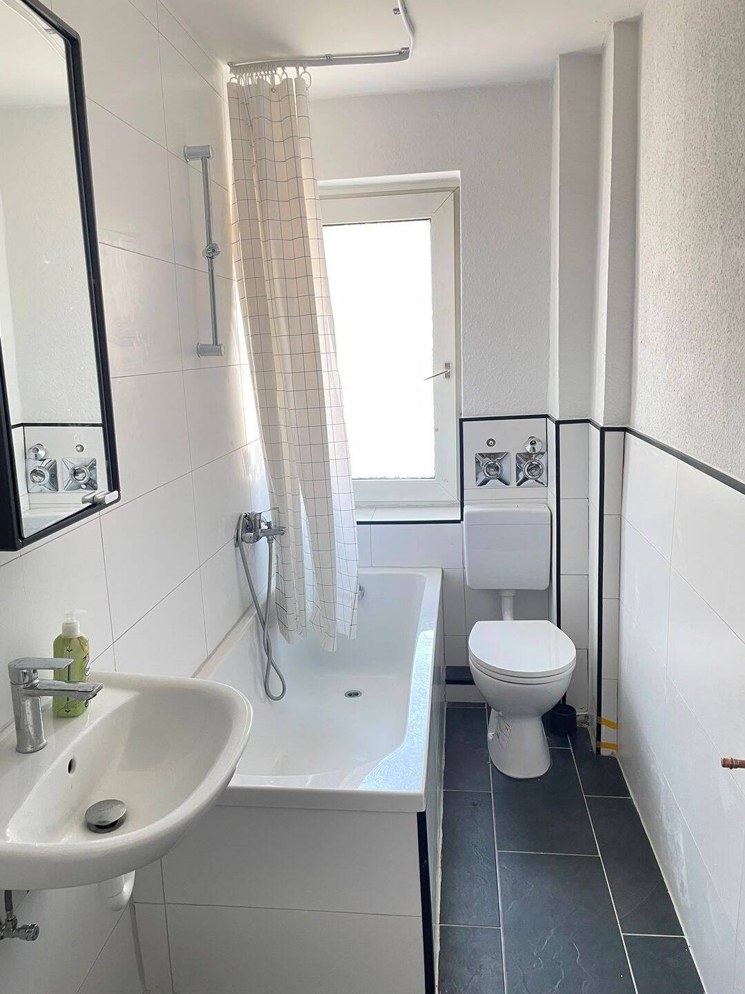 2 Zimmer Wohnung Möbeliert, 42853 Remscheid (Innen Nord)