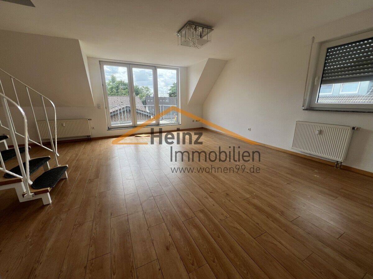 Renovierte Zimmer-Maisonettewohnung in guter Lage von Bergisch Gladbach Heidkamp!!!, 51469 Bergisch Gladbach