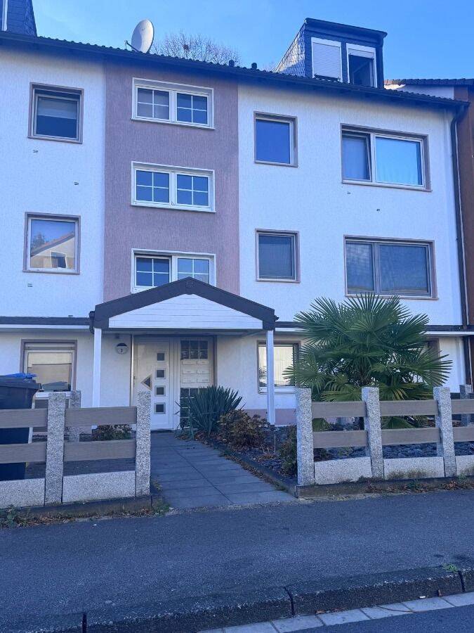 Vermietete 3-Zimmer-Wohnung mit Balkon und modernisiertem Bad, 44329 Dortmund
