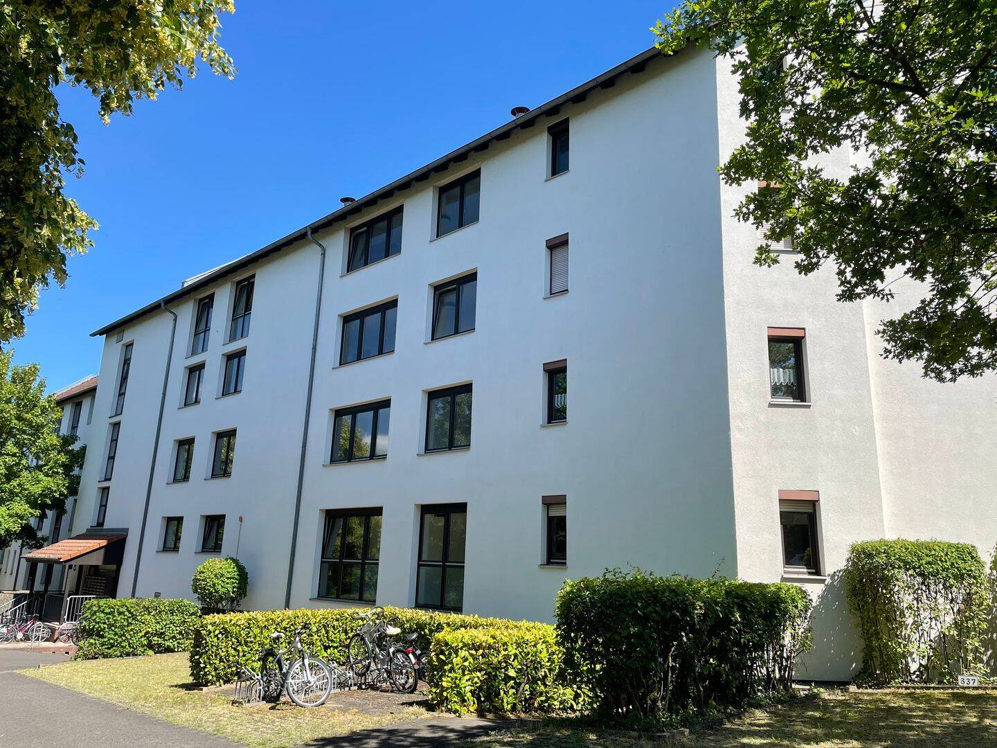 Gemütliche und gut geschnittene 2 Zimmer-Wohnung mit Balkon in guter Lage zu den Unikliniken, Gre…, 35392 Gießen