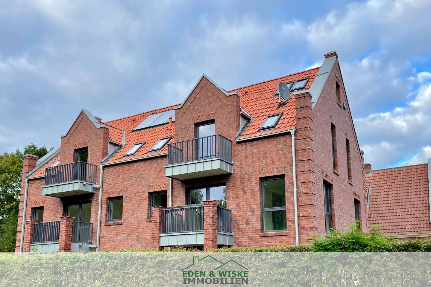 Moderne Obergeschosswohnung mit Balkon, 26506 Norden