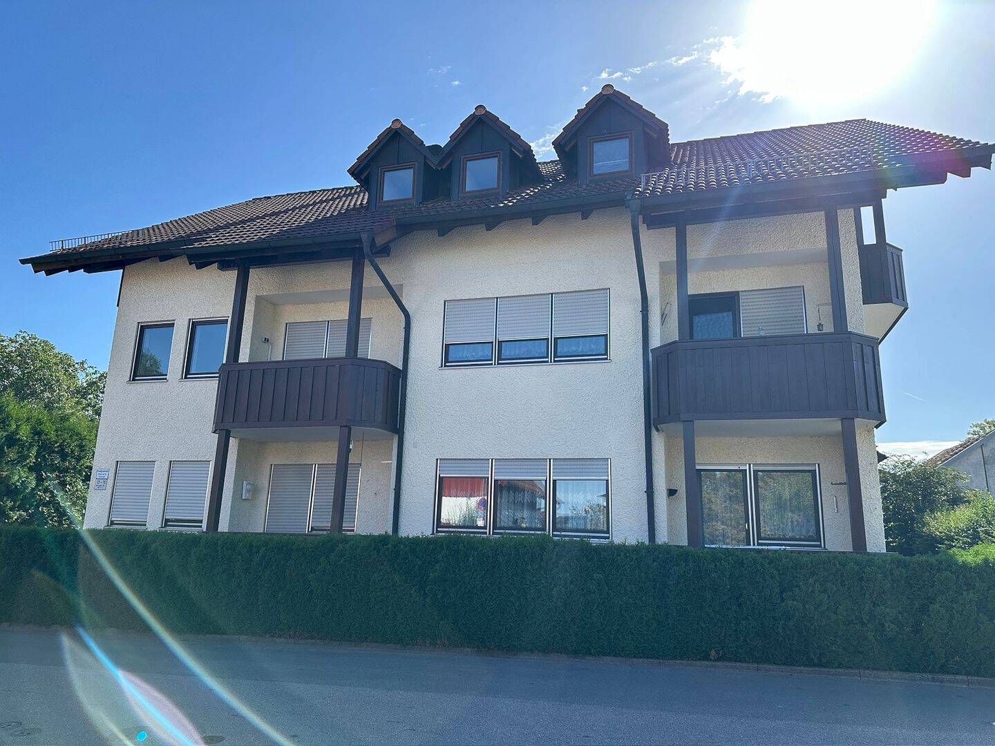 Gepflegte 2-Zimmer-Wohnung mit Westbalkon, Garage, Miete zum nächstmöglichen Zeitpunkt, 84503 Altötting