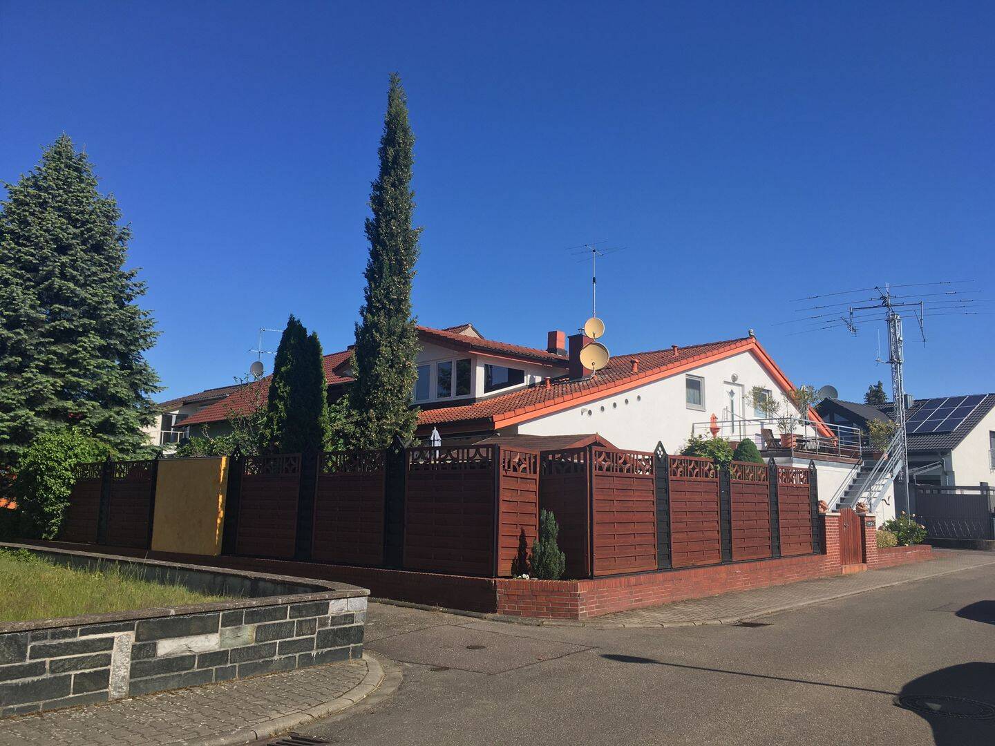 Grosse Wohnung perfekt für Familien oder WG, 76351 Linkenheim-Hochstetten