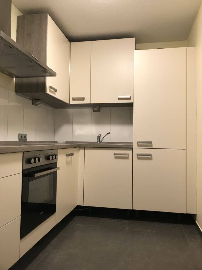 Schöne Dachgeschosswohnung in Stadtnähe von Eisenberg zu vermieten, 67304 Eisenberg (Pfalz)