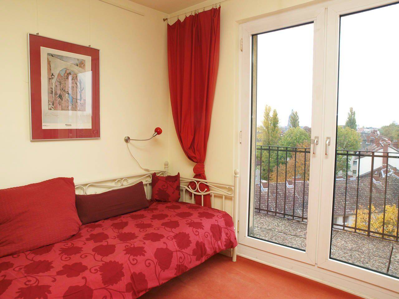 Kleines Apartment mit Mega-Ausblick, 55118 Mainz (Neustadt)