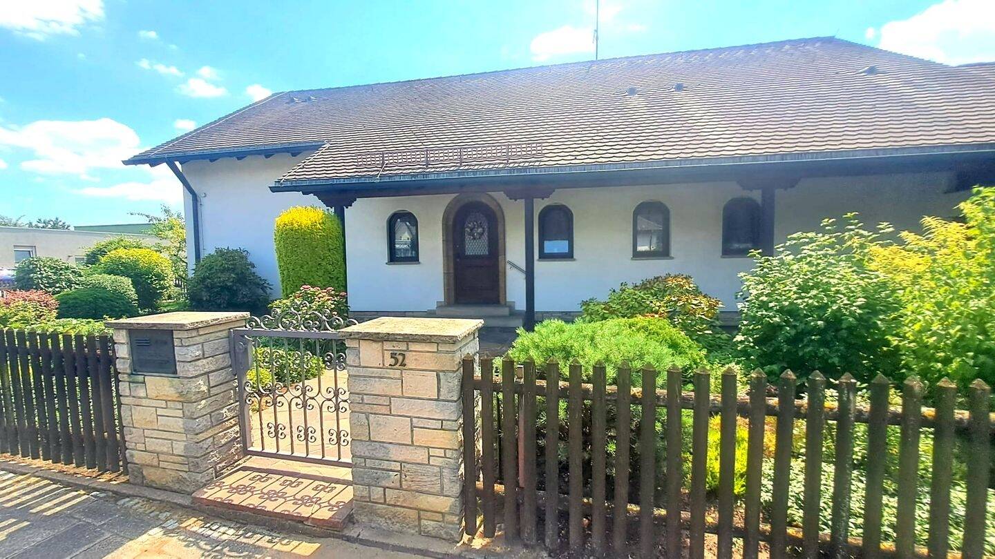 Exklusives Einfamilienhaus in Bestlage – 15 Minuten nach Nürnberg, Fürth & Erlangen, 90765 Fürth