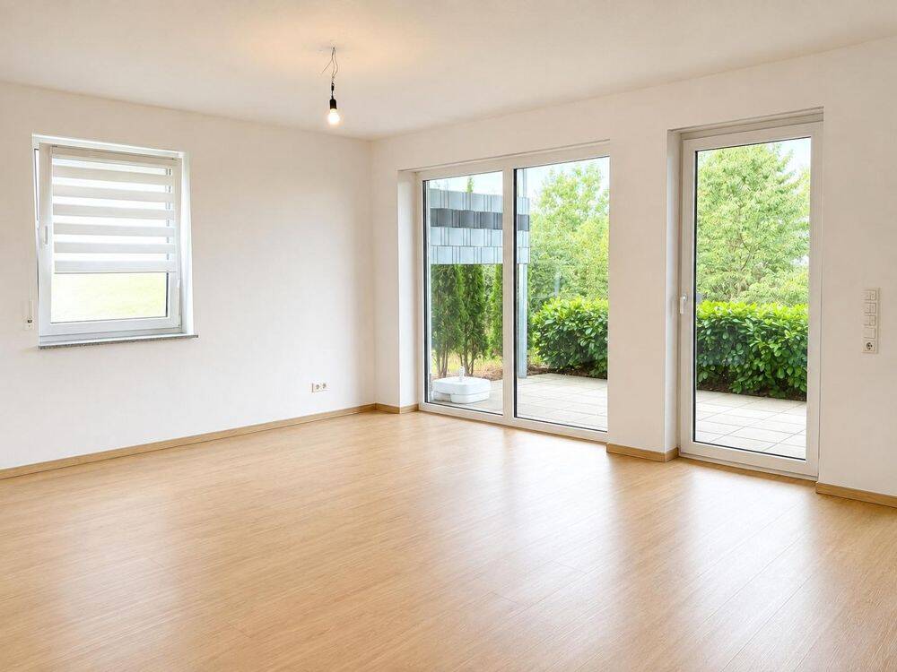 Neuwertige Wohnung mit 2 ZKB und Terrasse in beliebter Lage von Bad Hersfeld !, 36251 Bad Hersfeld