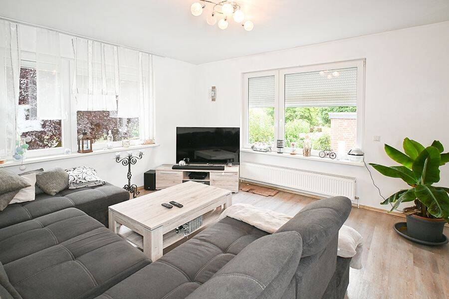Einziehen und wohlfühlen – großzügiges Einfamilienhaus in Neustadt/Otternhagen, 31535 Neustadt am Rübenberge