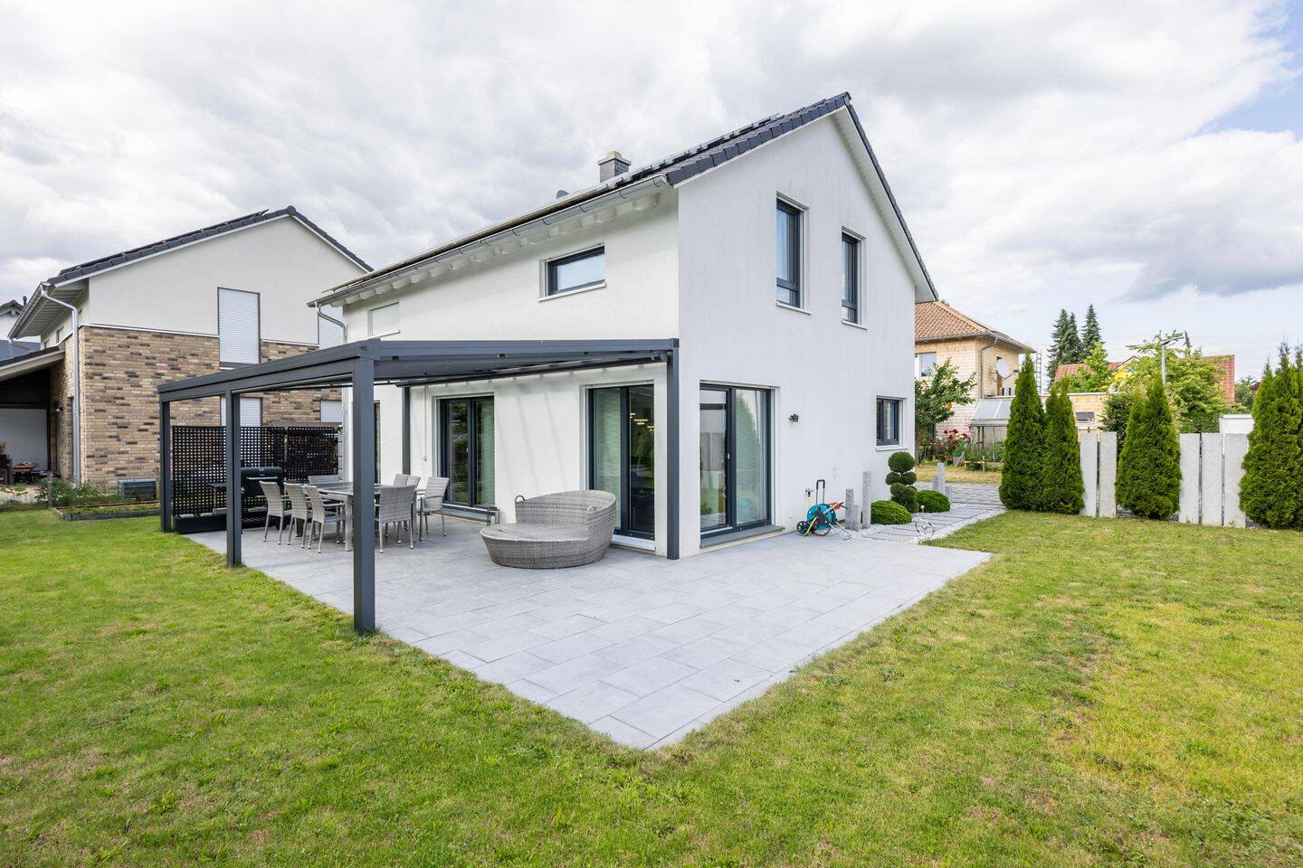 Neuwertiges, energieeffizientes Einfamilienwohnhaus, 73642 Welzheim