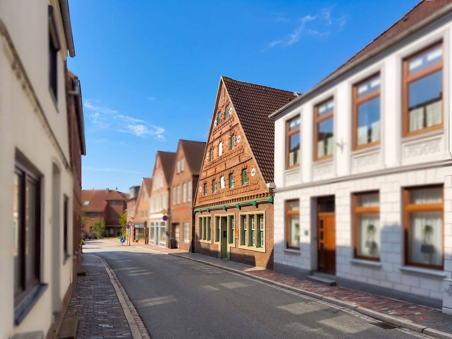 Das „Hudemannsche Haus“ von 1596: Historisches Eigenheim mit Einliegerwohnung oder hochrentables Zinshaus, 25554 Wilster