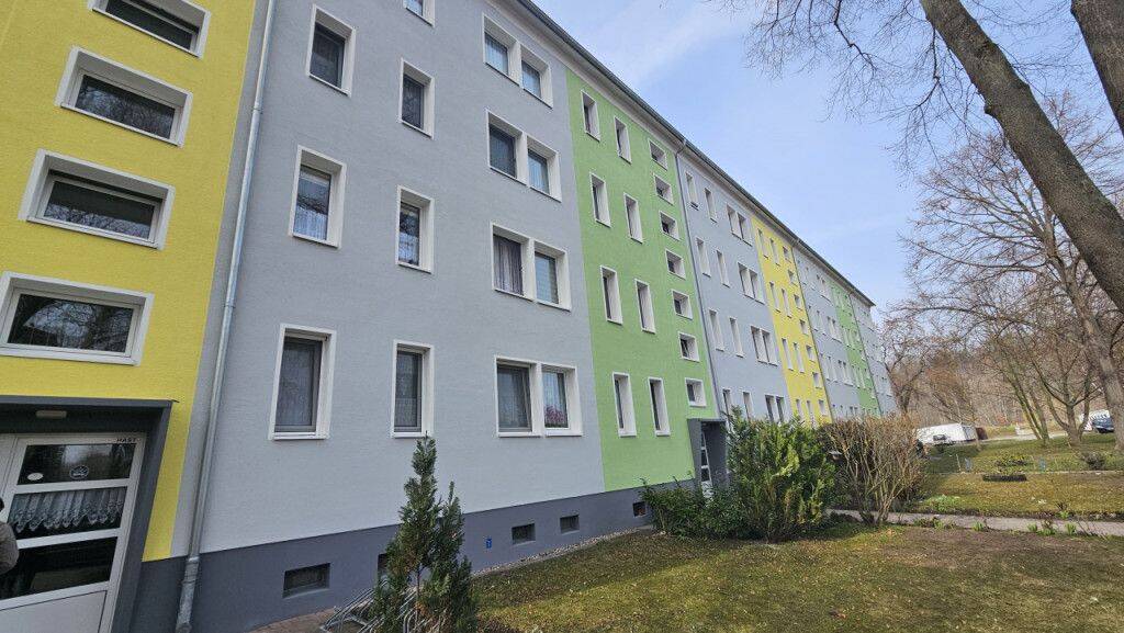 Großzügige und lichtdurchflutete 4-Raum-Wohnung im Geiseltal, 6242 Braunsbedra