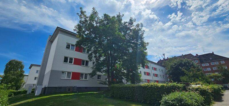 Hier macht wohnen Spaß: sanietrte 2-Zimmer-Wohnung für Singels, 24143 Kiel (Gaarden-Ost Gaarden-Süd)