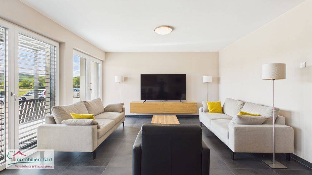 DIREKT AN DER GRENZE L-REMICH: 76 M² WOHNUNG / TERRASSE / GARAGE / STELLPLATZ, 66706 Perl