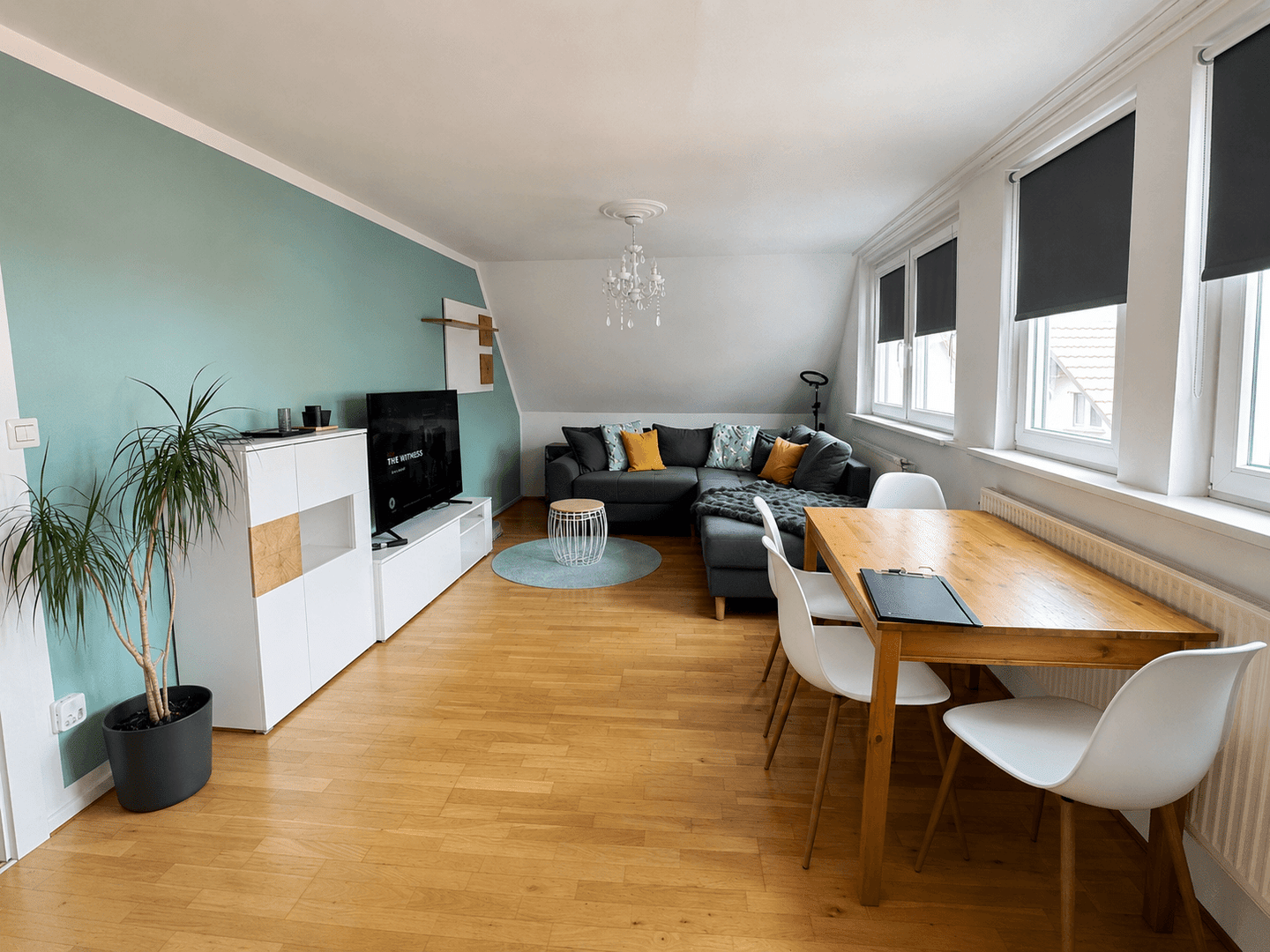 Charmante Dachgeschosswohnung im Herzen von Coburg – Wohnen direkt am Marktplatz, 96450 Coburg