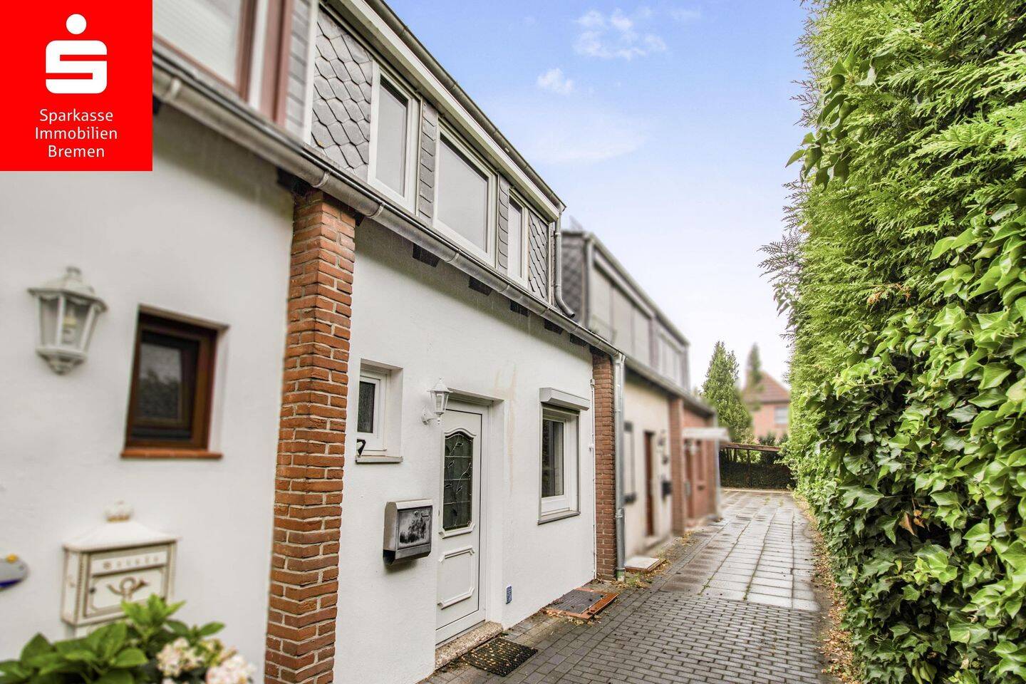 Familienfreundliches Reihenmittelhaus mit durchdachtem Grundriss, Garten und Garage in Weyhe, 28844 Weyhe