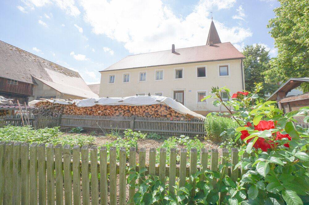 Ehemalige Hofstelle in ruhiger Dorflage – ideal für Handwerker und Individualisten, 91177 Thalmässing
