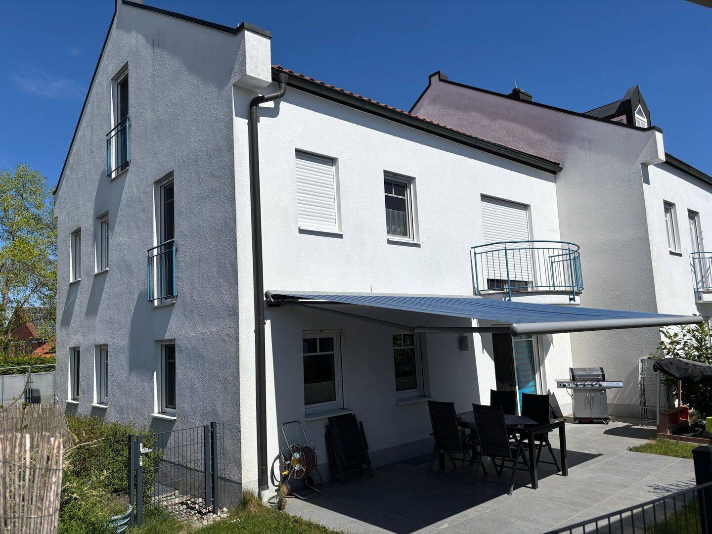 Großzügiges Zuhause in Velden/Vils, großer Garten & Doppelgarage, 84149 Velden