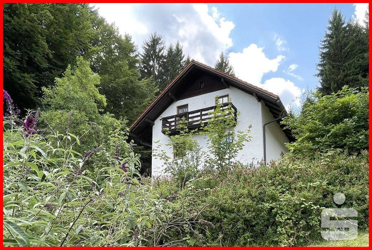 Charmantes Einfamilienhaus in herrlicher Waldrandlage in der Gemeinde Kirchdorf i. W., 94261 Kirchdorf i. Wald