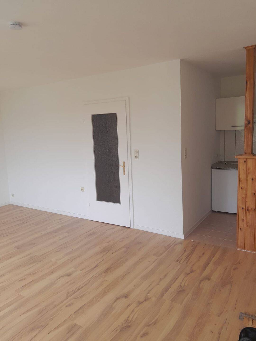Schöne helle 1- ZimmerWohnung in Frankfurt Niederursel, 60439 Frankfurt am Main (Heddernheim Kalbach Niederursel Praunheim)