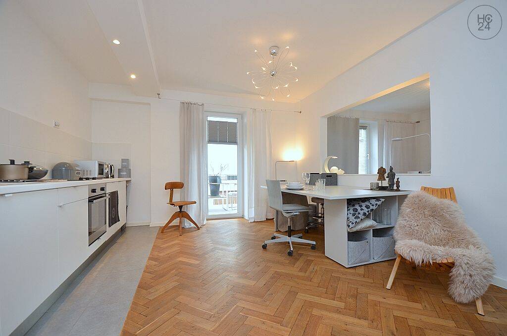 Modern möblierte Altbauwohnung mit Reinigungsservice im beliebten Stuttgarter Westen, 70197 Stuttgart (West)