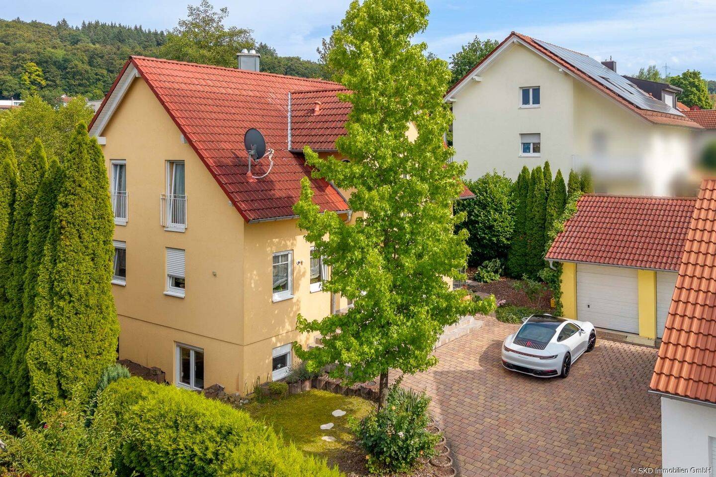 Mosbach: Gehobenes Wohnen trifft Flexibilität. Einfamilienhaus mit Einliegerwohnung!, 74821 Mosbach