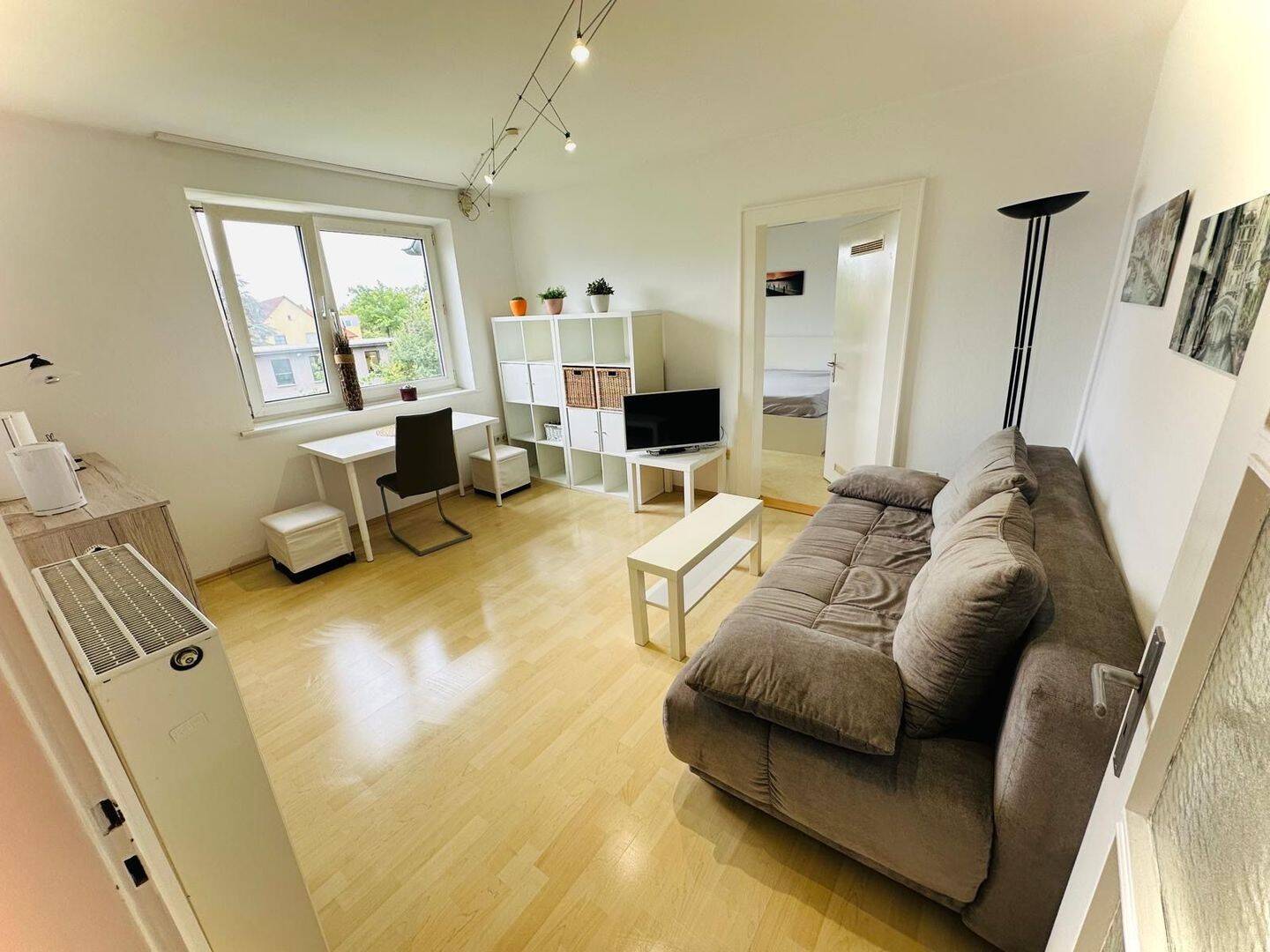 2-Zimmer-Wohnung mit Balkon
Erlangen – zentrale Lage, 91052 Erlangen (Anger Erlangen-Ost Erlangen-Süd Innenstadt)