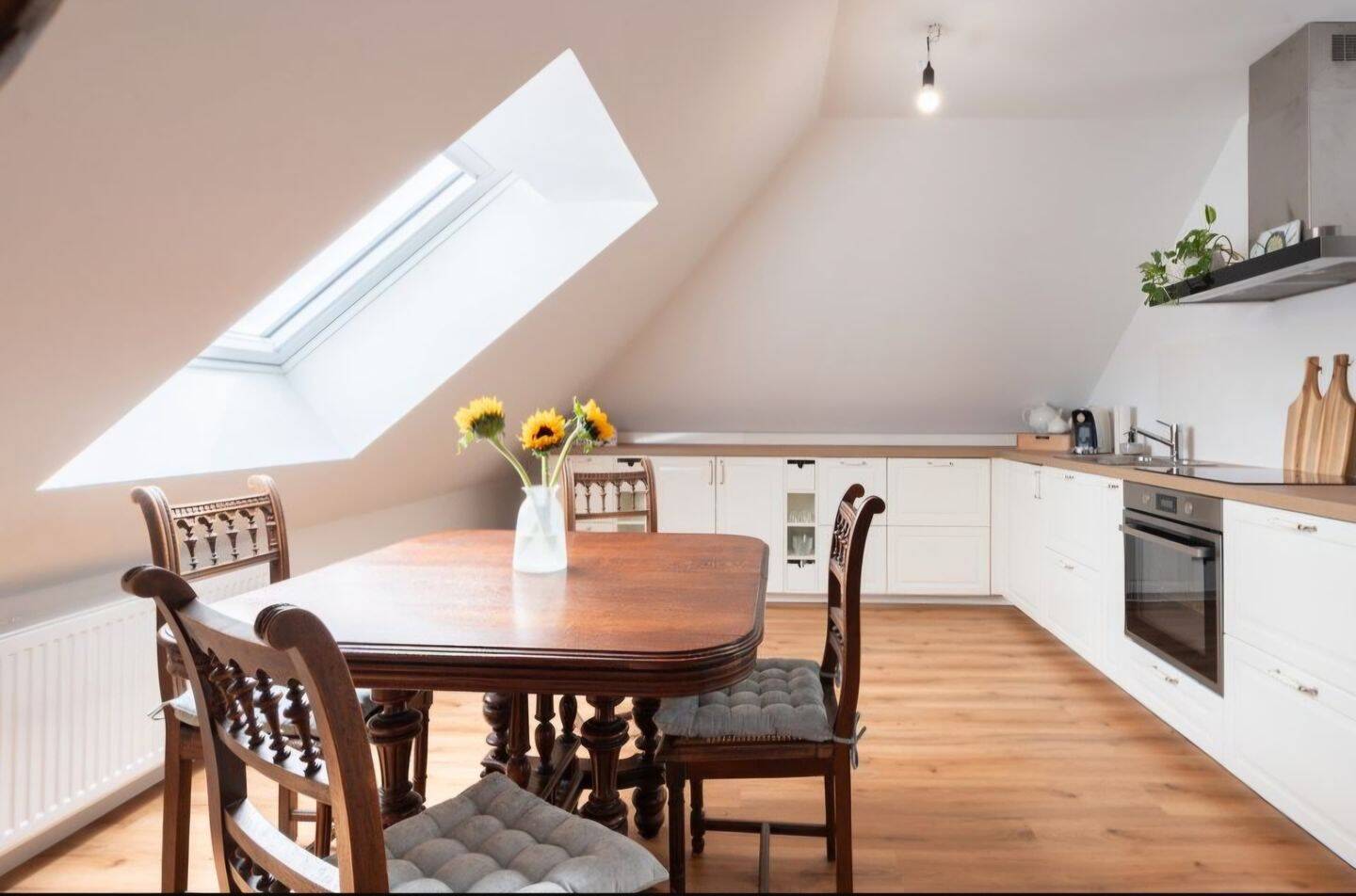 Exklusive 3 Zimmer Dachgeschosswohnung mit Flair, 74731 Walldürn