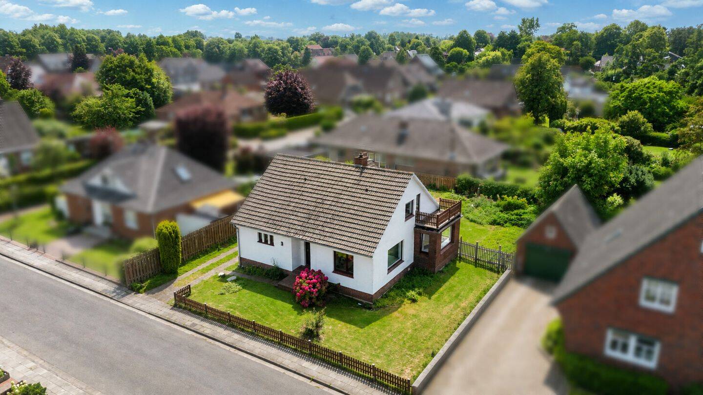 Zwischen Stadt und Strand! – Einfamilienhaus in zentrumsnaher Lage von Norden, 26506 Norden