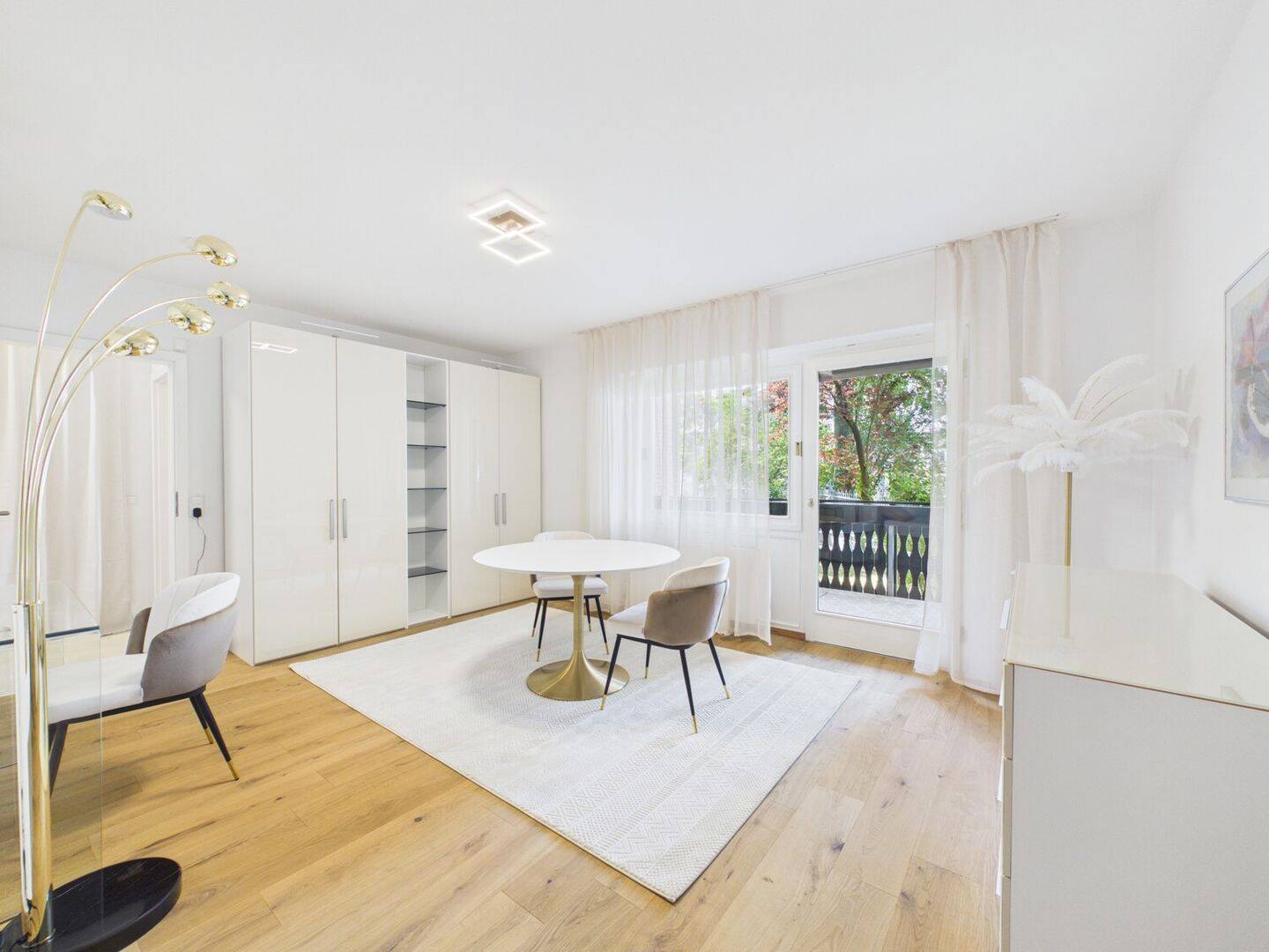 Zwischen Altstadtflair und Parkidylle – renoviertes Apartment mit besonderem Charme und Burgblick, 84028 Landshut (Altstadt Peter und Paul)
