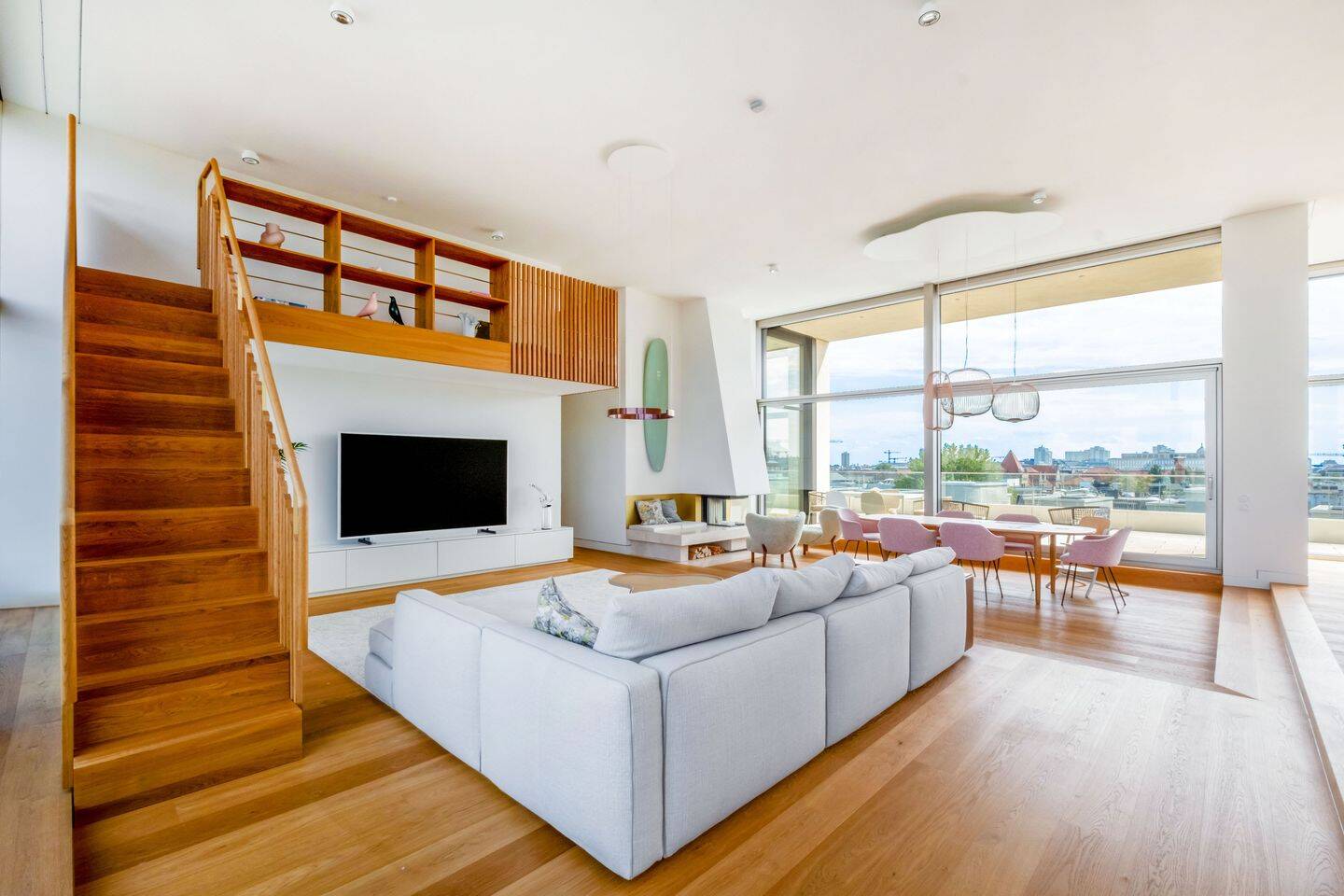 Kronjuwel AM TACHELES: Luxuriöses Penthouse mit Stadtpanorama, 10117 Berlin (Mitte)