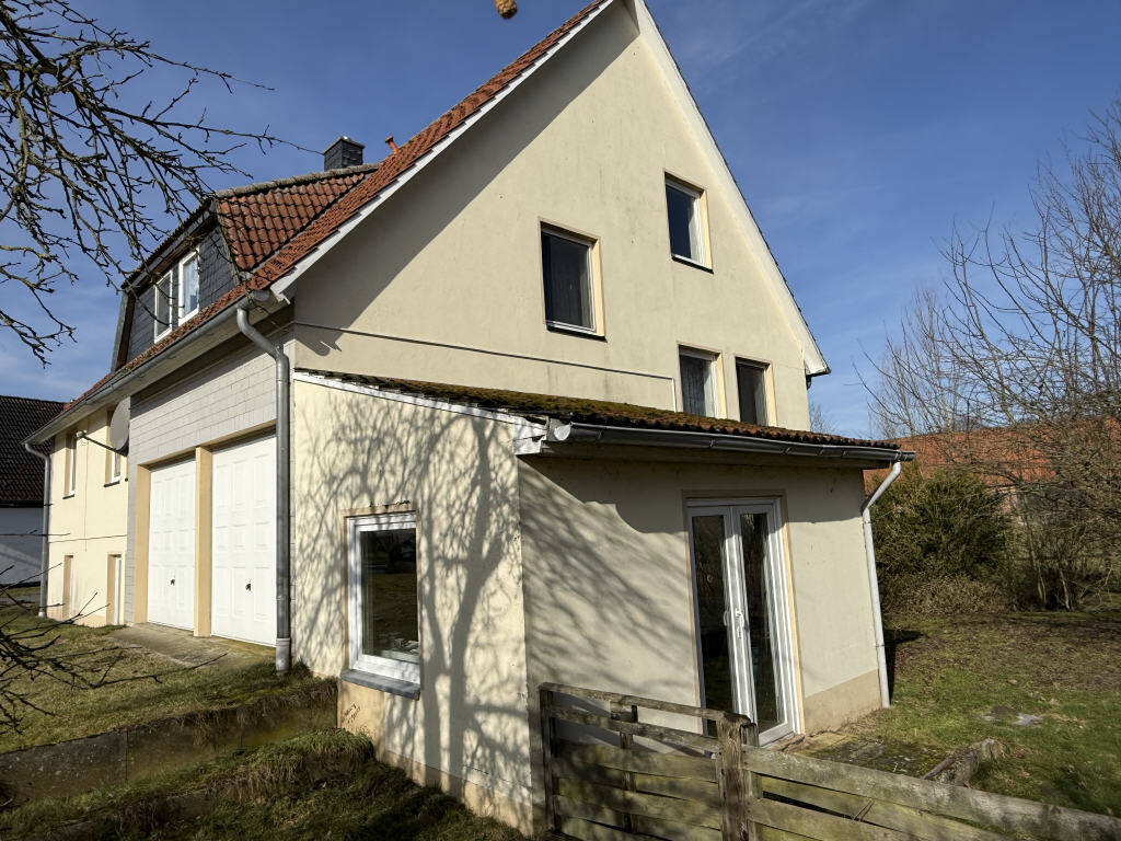 großes Einfamilienhaus in Rade, 29378 Wittingen