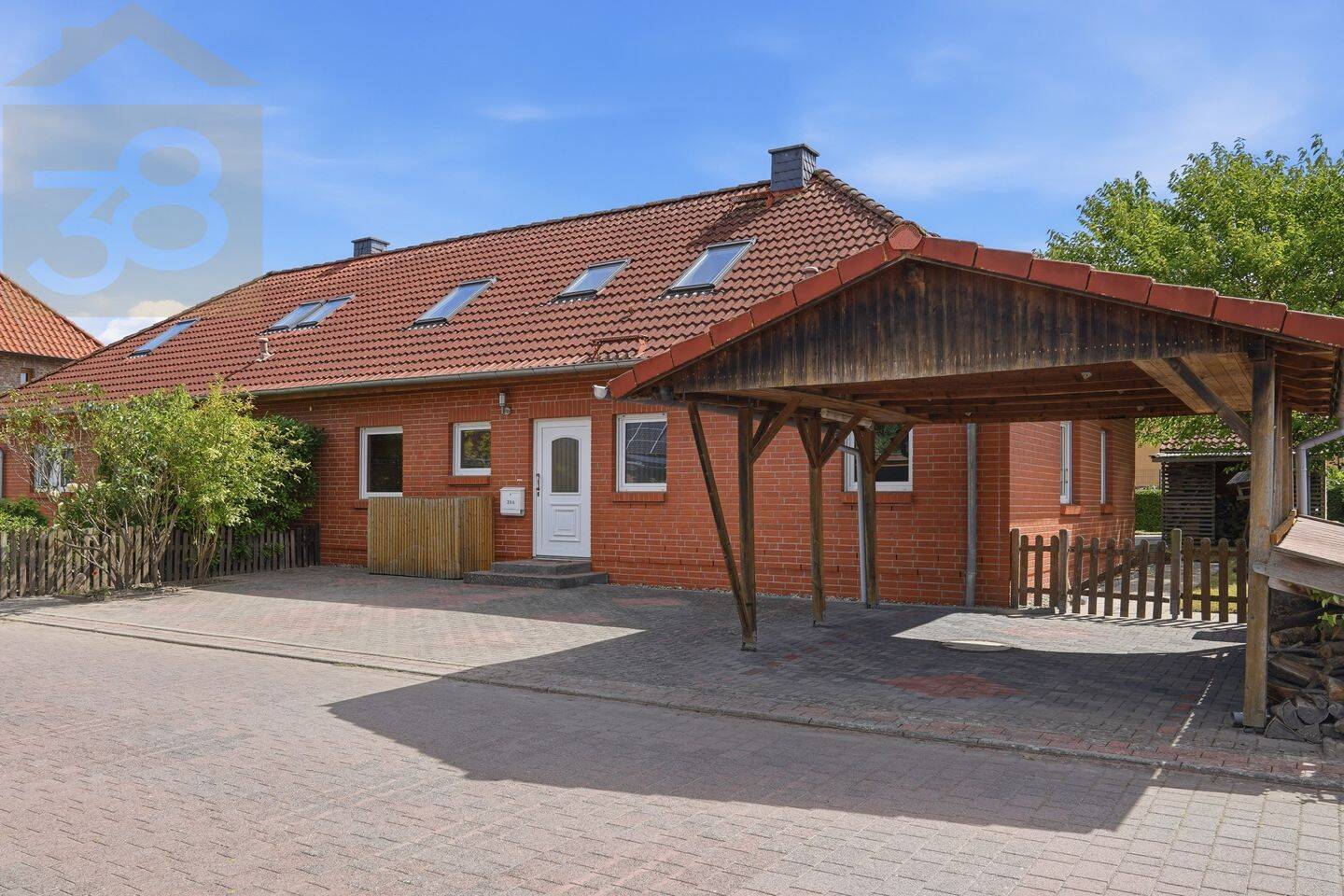 Familienfreundliche Doppelhaushälfte in Wendschott! Meine Immobilie = Mein Partner!, 38448 Wolfsburg