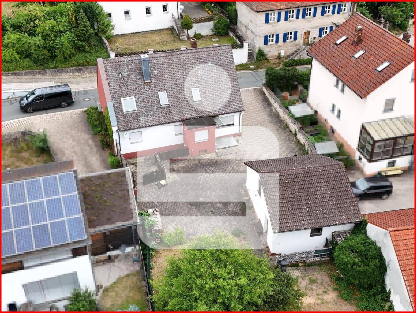 Sanierungsbedürftiges Einfamilienhaus mit großem Grundstück und viel Potenzial in Hemhofen, 91334 Hemhofen