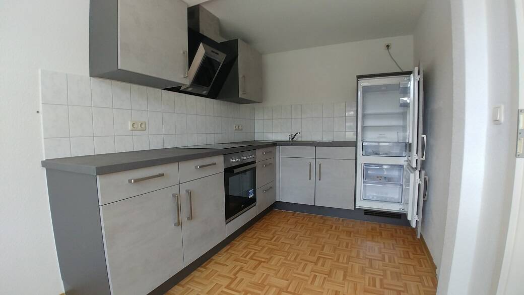Wohnen mit Komfort: 2-Zimmer-Wohnung mit Einbauküche, 7973 Greiz
