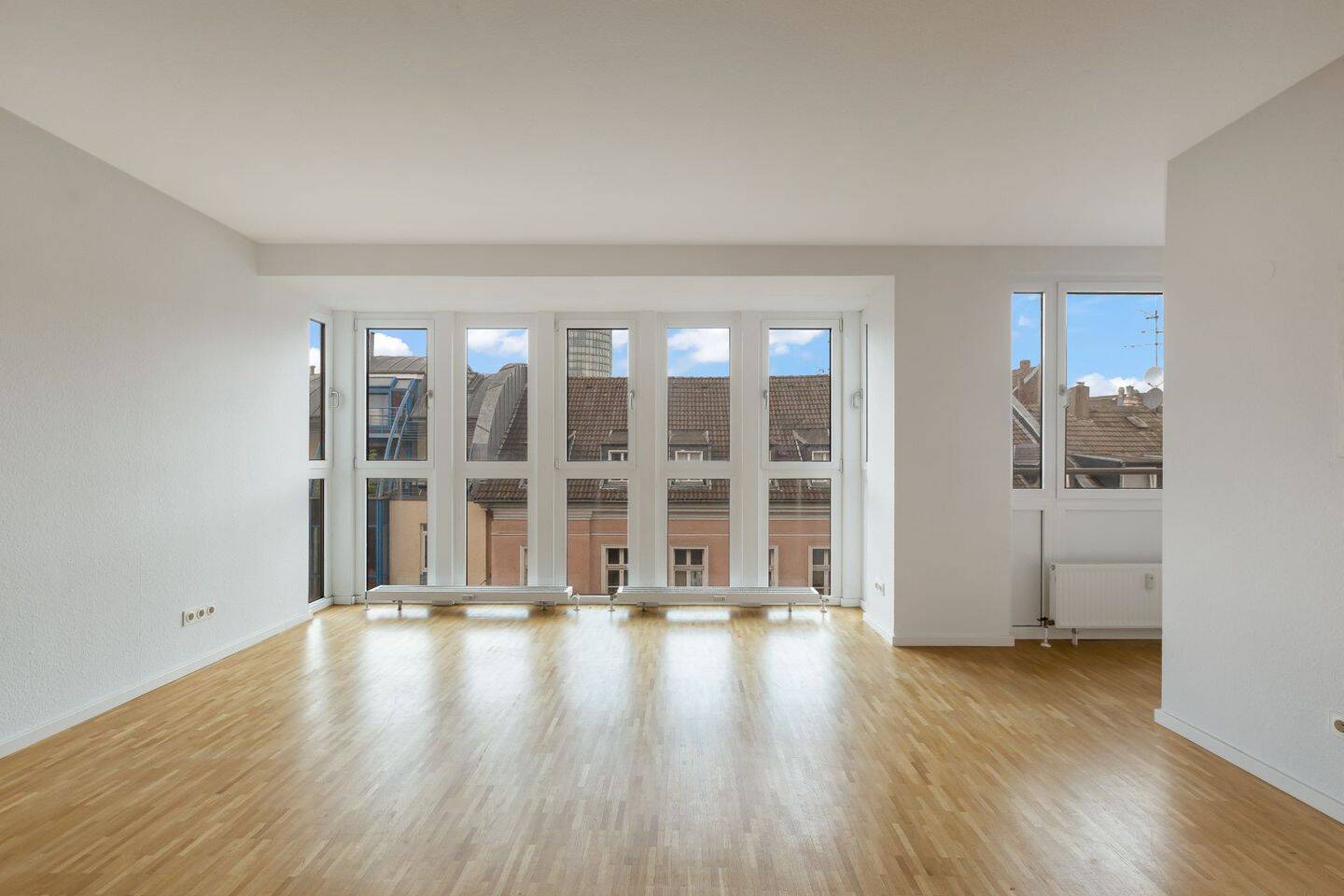 Pempelfort-Juwel: Stilvolles Apartment mit Aufzug (WE11), 40477 Düsseldorf (Derendorf Golzheim Pempelfort)