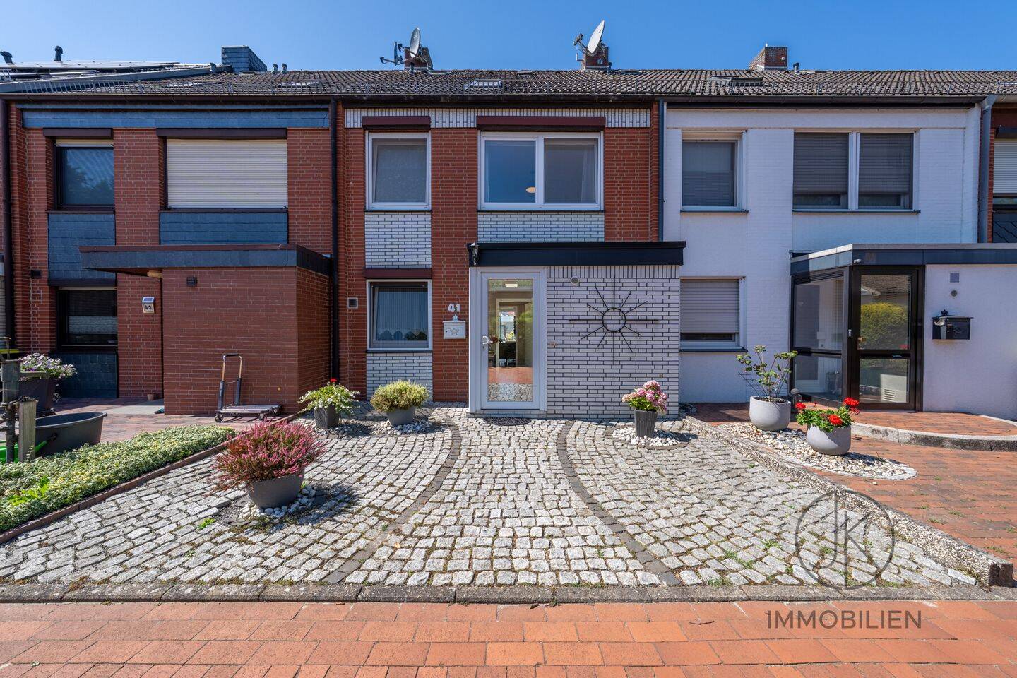 ***Familienliebling in Bremen-Kattenesch – großzügig wohnen mit Garten und Garage, 28277 Bremen (Kattenesch Kattenturm)