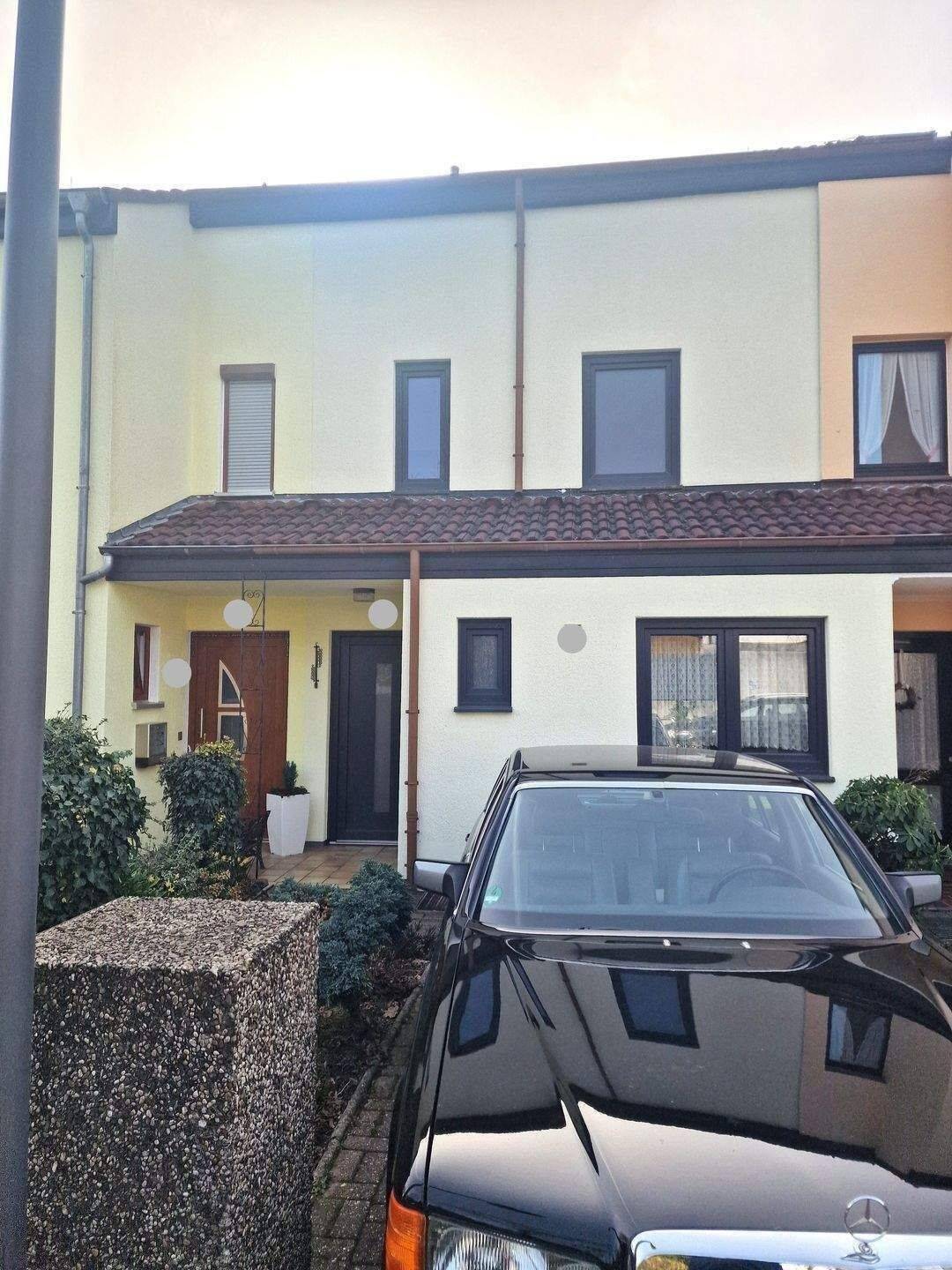 IMWRC – RMH mit Garten wartet auf Ihre Wohnideen in Vohwinkel!, 42327 Wuppertal (Vohwinkel)