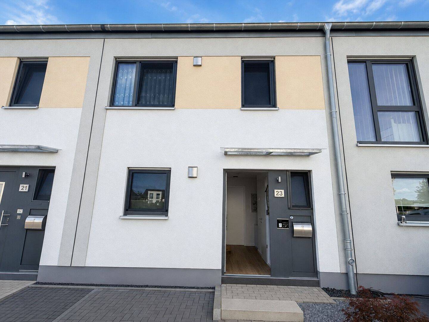 Neubau 5-Zimmer-Reihenhaus mit Garten, Terrasse & Einbauküche in Köln-Weiler, 50765 Köln (Chorweiler Blumenberg Esch Esch/Auweiler Volkhoven/Weiler)