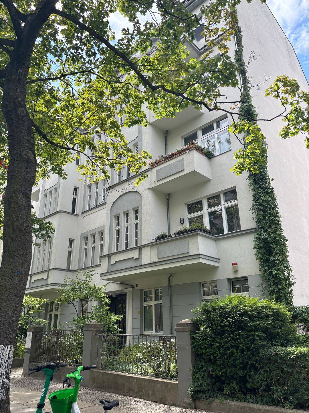 Charmanter Altbau: Wunderschöne 4-Zimmer-Wohnung mit Aufzug und Stuck im Güntzelkiez, Berlin, 10717 Berlin (Charlottenburg-Wilmersdorf Wilmersdorf)