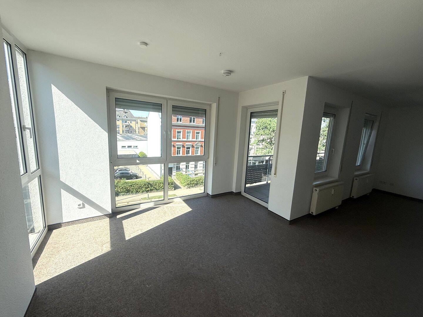 3-Raum-Wohnung mit zwei Balkonen – barrierearm –, 9126 Chemnitz (Altchemnitz Bernsdorf Gablenz Lutherviertel Sonnenberg)