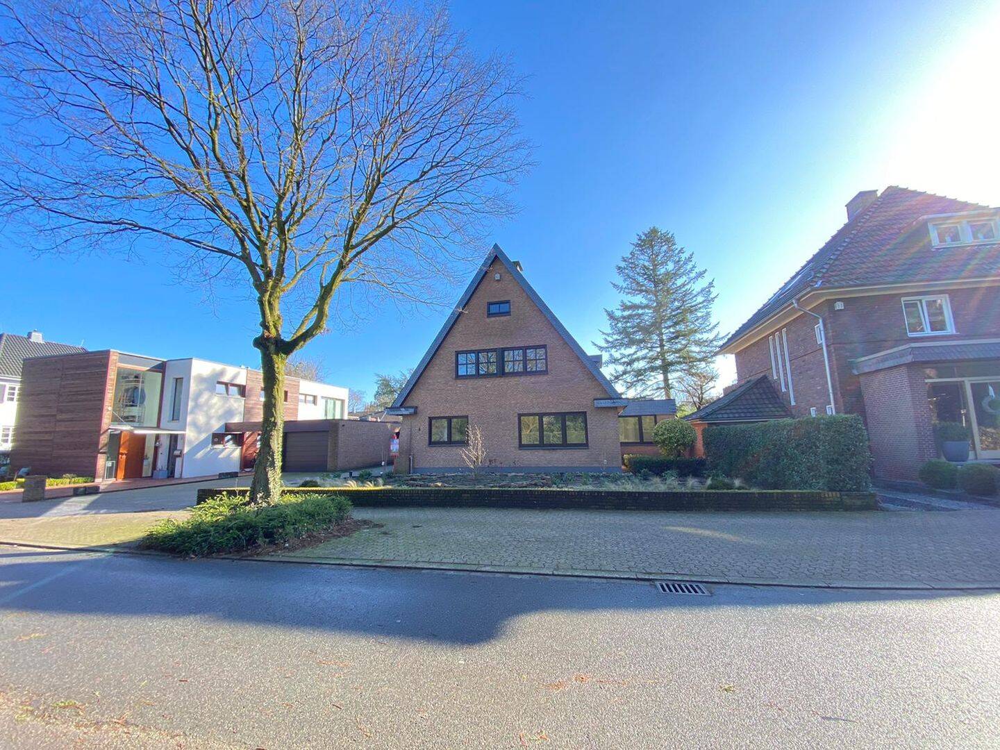 * Traumhaftes Einfamilienhaus* Großzügiges Wohnambiente mit Garten und Garage in TOPLAGE++ Auch als 2-Generationenhaus geeignet ++, 46397 Bocholt