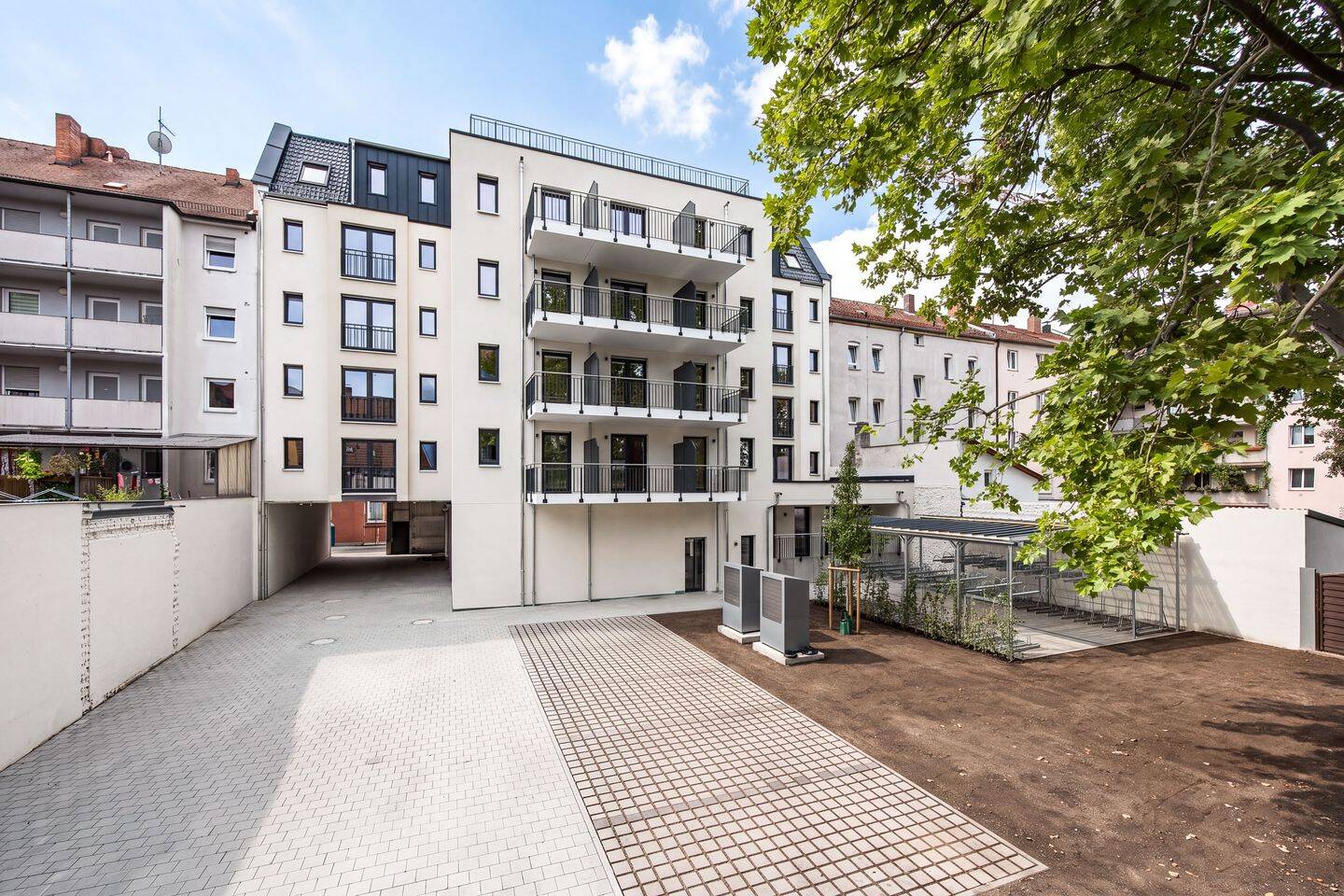ERSTBEZUG im Neubau: Modernes 1-Zimmer-Studentenapartment mit großzügigem Balkon, 90419 Nürnberg (Kleinweidenmühle Sankt Johannis)