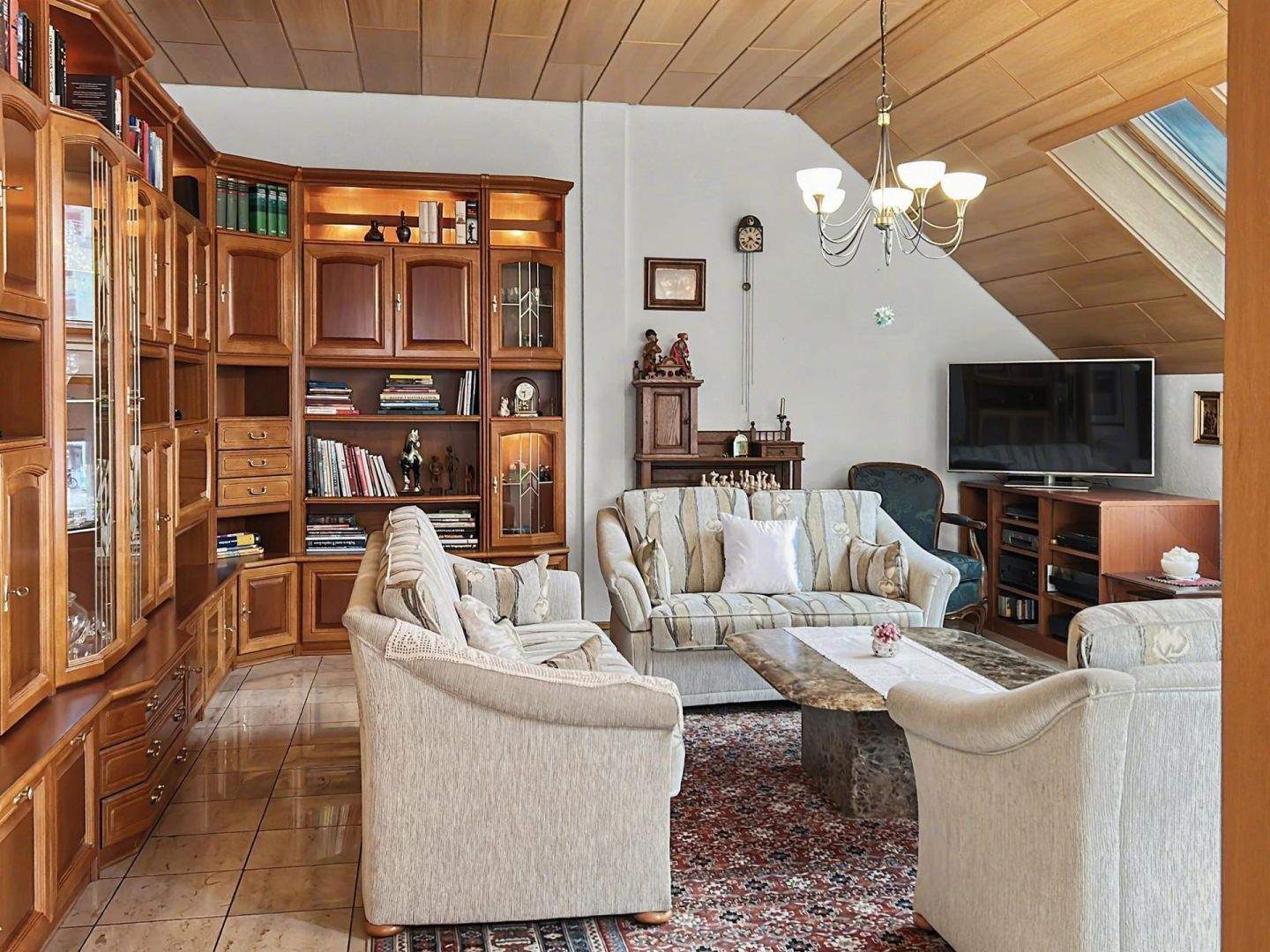5-Zimmer-Eigentumswohnung in Schramberg, 78713 Schramberg